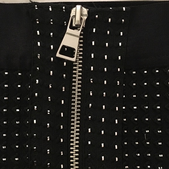 NWT H&M BodyCon Zip-Front Mini Skirt - Picture 5 of 6